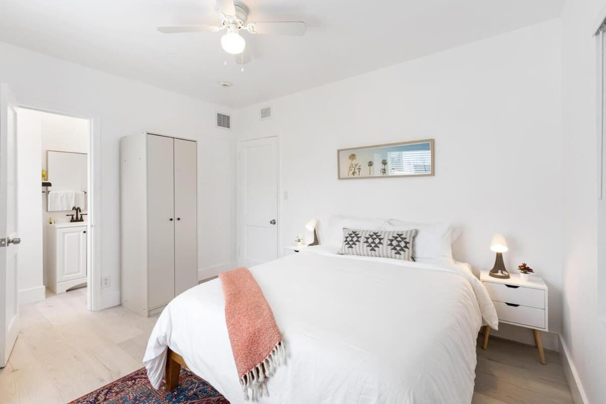 Charming 2 Bedroom Apartment In Victoria Park 포트 로더데일 외부 사진